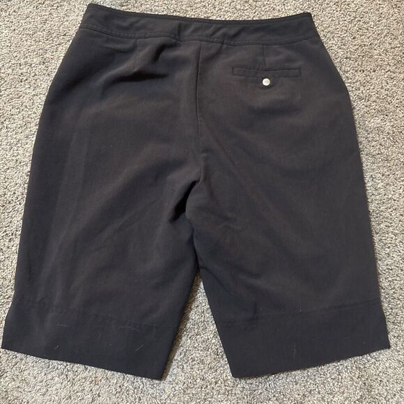 Swing Tech Bette & Court Golf Shorts Womens 8 Bermuda Modest Slim black Buckle M - Picture 10 of 10